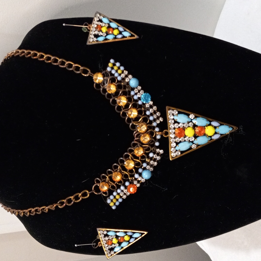 Nordstrom "Spring Street"  Bib Multicolored Rhinestone Neckless & Earrings